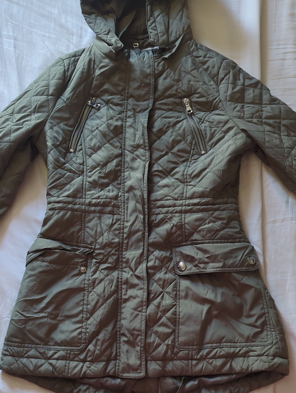 GUESS Quilted Hooded Puffer Jacket - Olive Green